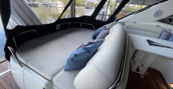 Luxury-yachts-specialist-Sunseeker-Camargue-44-79