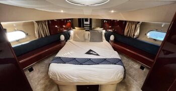 Luxury-Yachts-Specialist-Princess-60-32