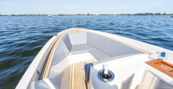 luxury-yachts-specialist-Reno-playa-8-40
